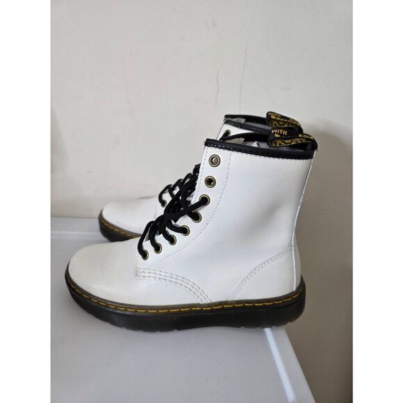 Dr. Martens Matte White Zavala Combat Boots Womens Size 6 USL, Size 5 USM - Picture 1 of 10